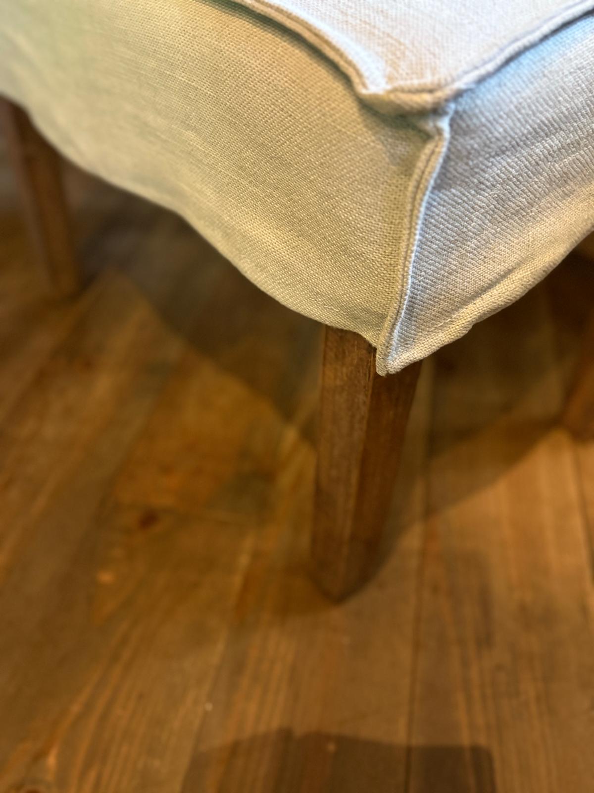 Foot stool 100% linnen