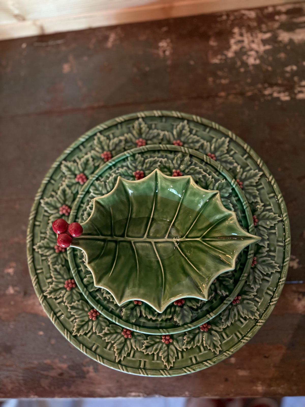 Bowl Holly - Bordallo Pinheiro