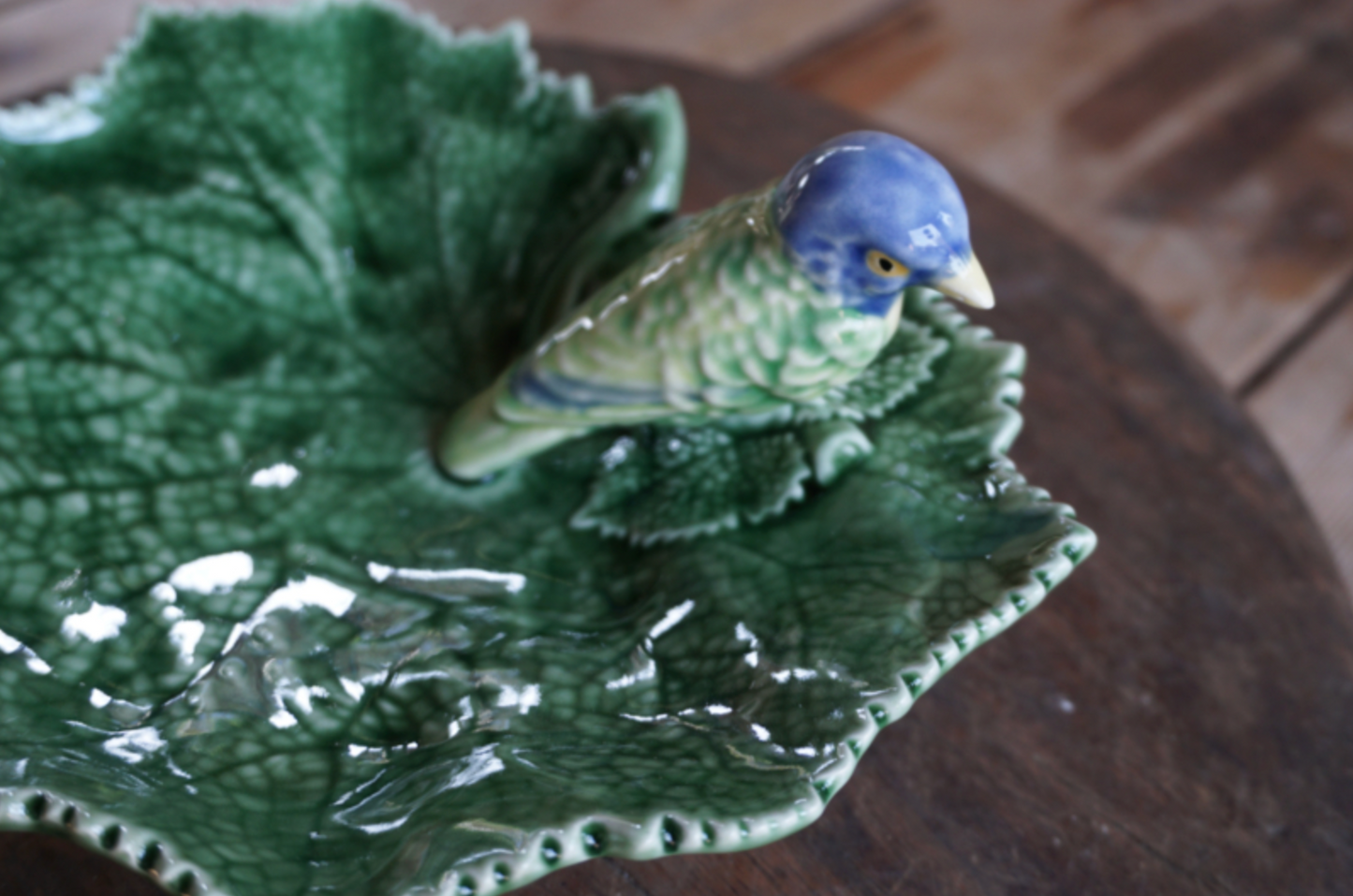 Appetizer plate with bird - Bordallo Pinheiro